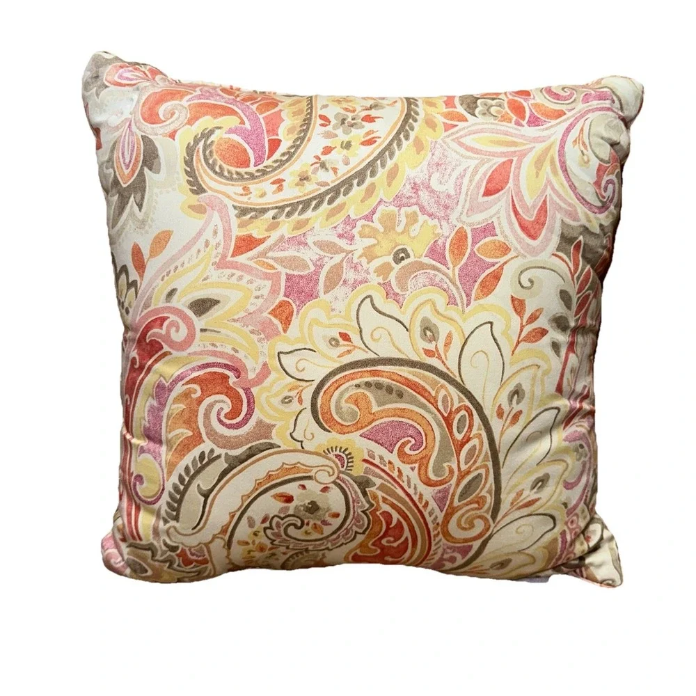 Set Of 2 Raymond Waites Accent Throw Pillows‎ Pink Multicolor Paisley Cotton EUC